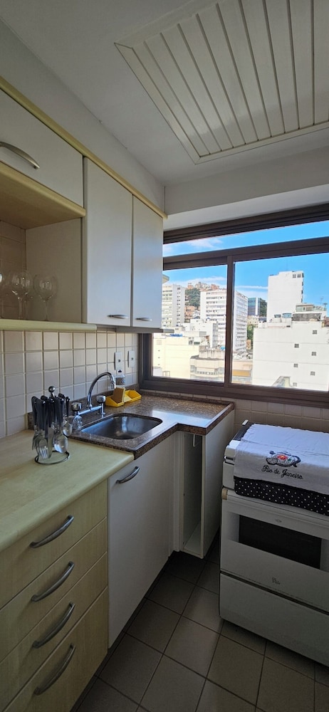 Sua Casa no Rio Ipanema 2Qts com Garagem