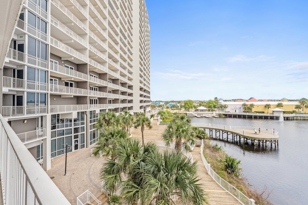 Laketown Wharf by Book That Condo