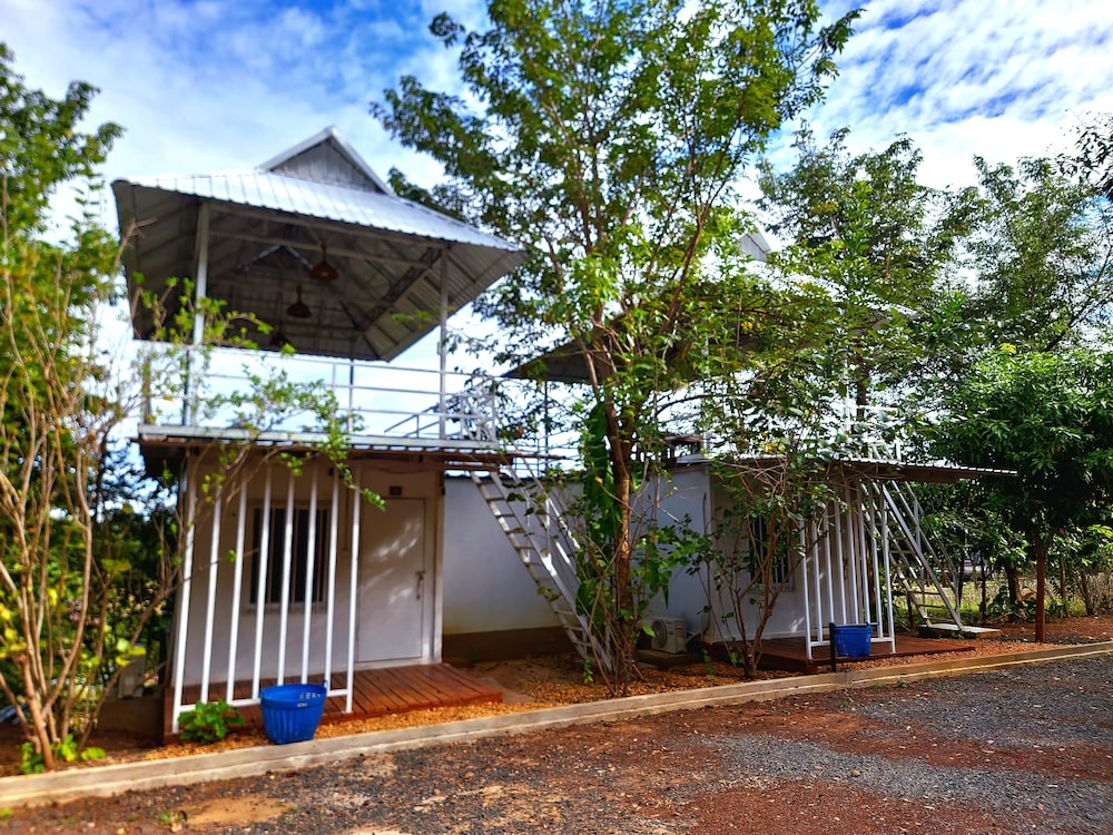 Phnom Tbeng Resort
