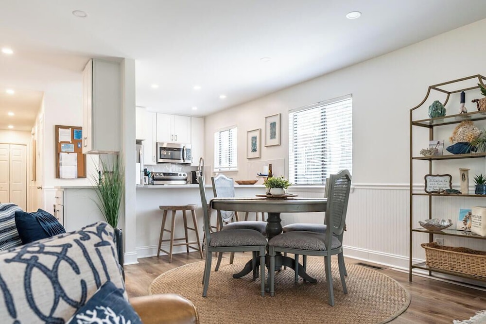 158 Beach Club Villa - Coastal Comfort With Stunning Marsh Views