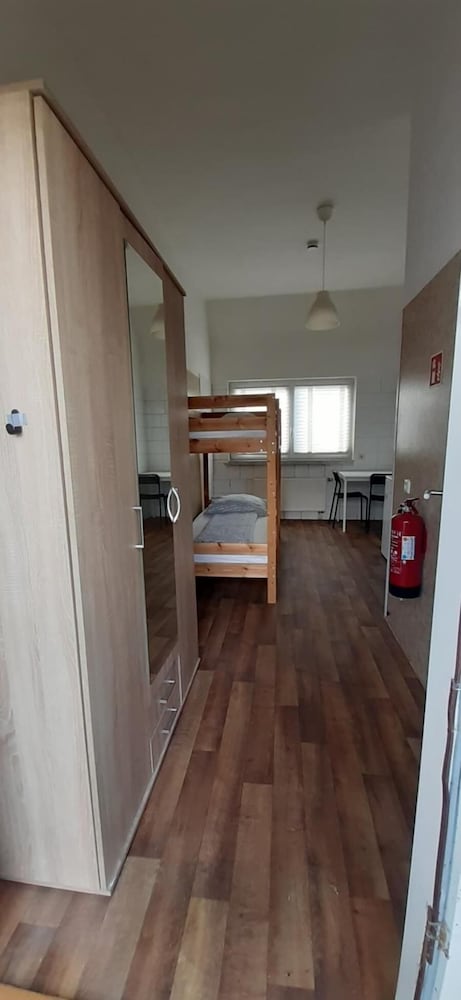 2-Rent Group Hostel Apartments EVE74
