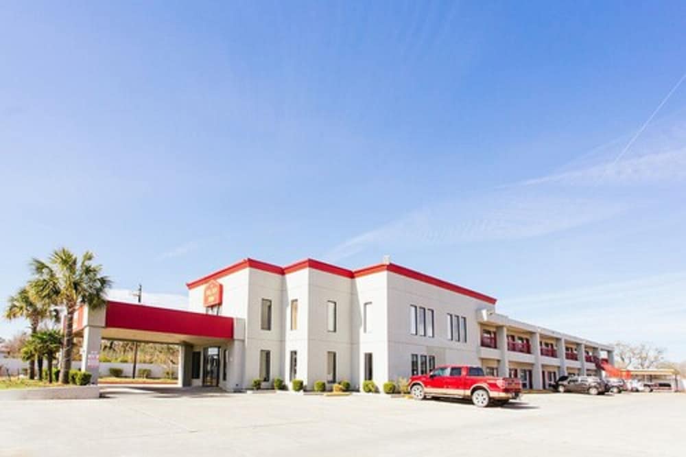 Econo Lodge Inn & Suites Channelview - Houston East