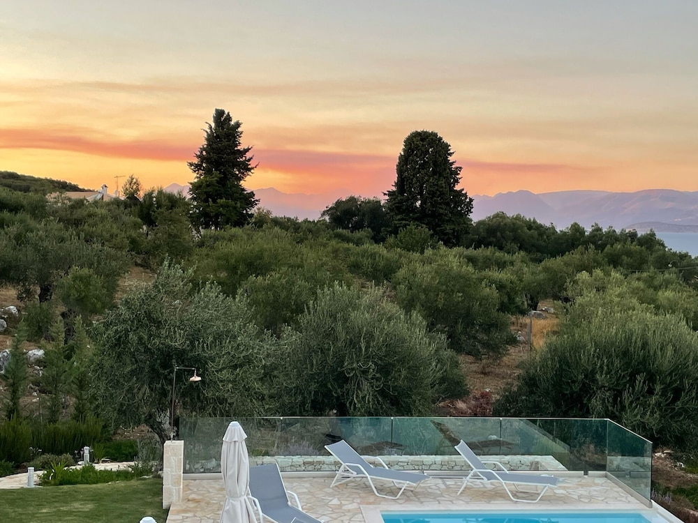 Villa Nisi view 2