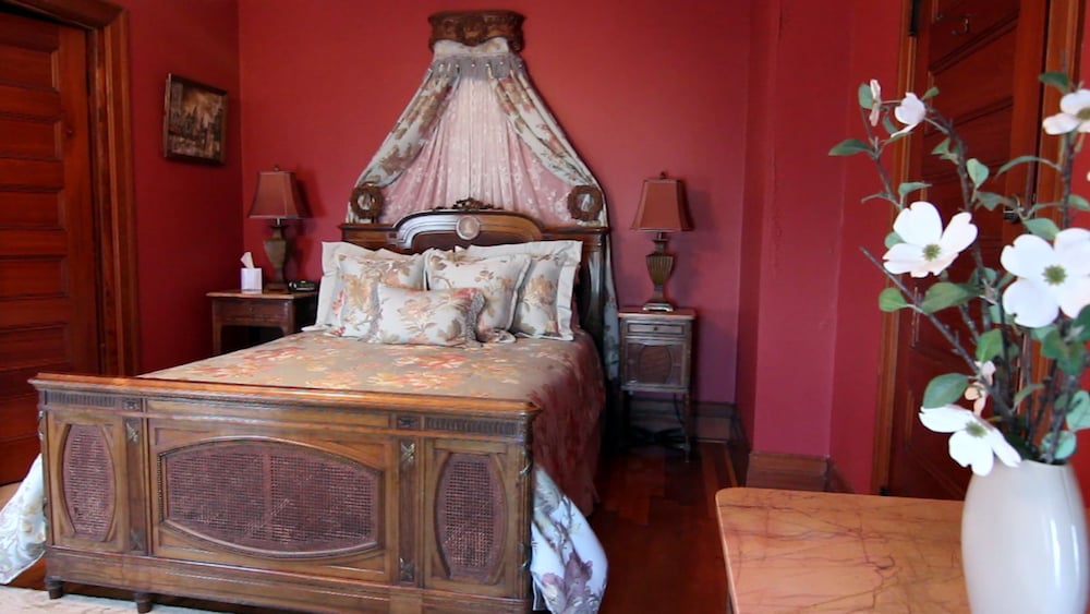 1897 Beekman House