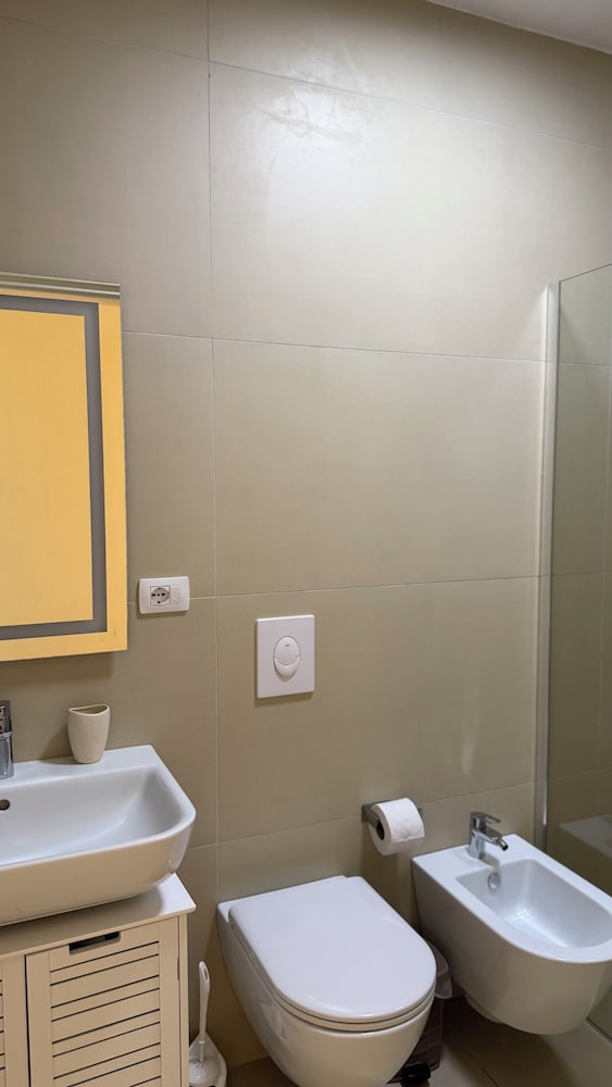 Whisky Green Coast Hotel & Apartments