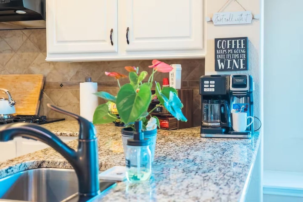 Austin Charm Home by The Key Rentals