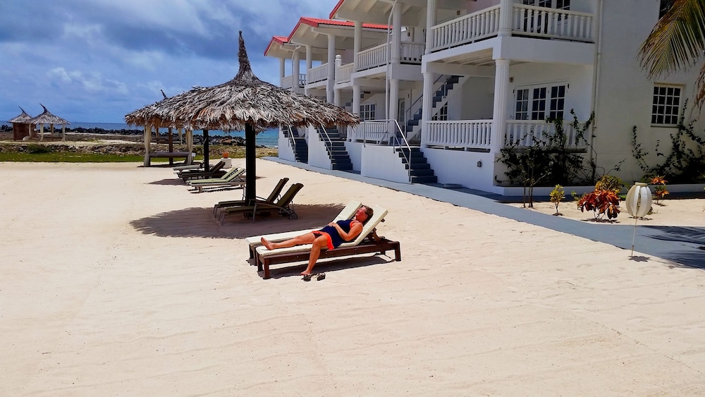 Davids Beach Hotel - Photo 34