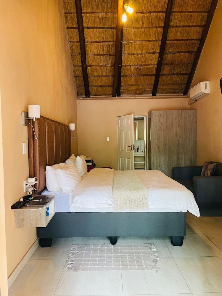 Pan African Safari Lodge