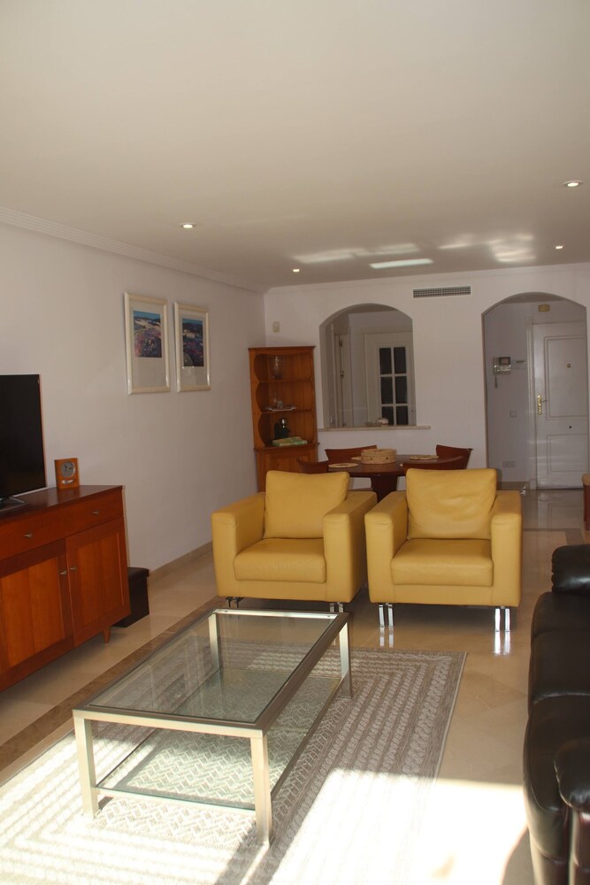 Garden Apt In Los Pinos, Los Arqueros Golf