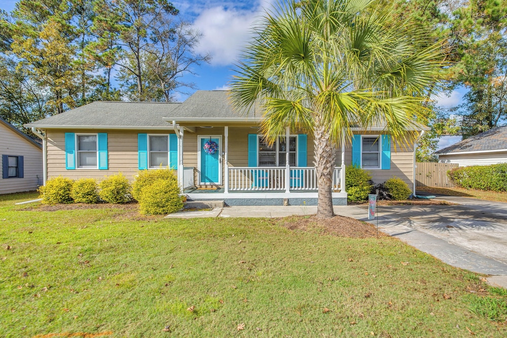 3 Mi to Ocean: Home w/ Deck in Little River!