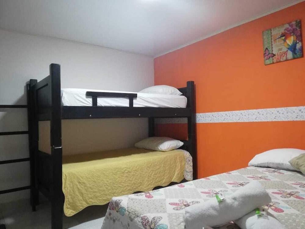 Hostal Cabañas 7 Colores view 5