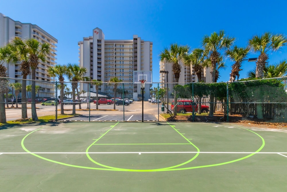 Windward Pointe 1506