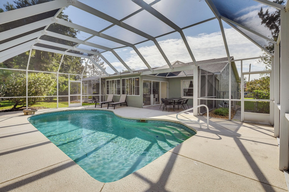 Private Pool & Park Access: Cozy South Daytona Gem