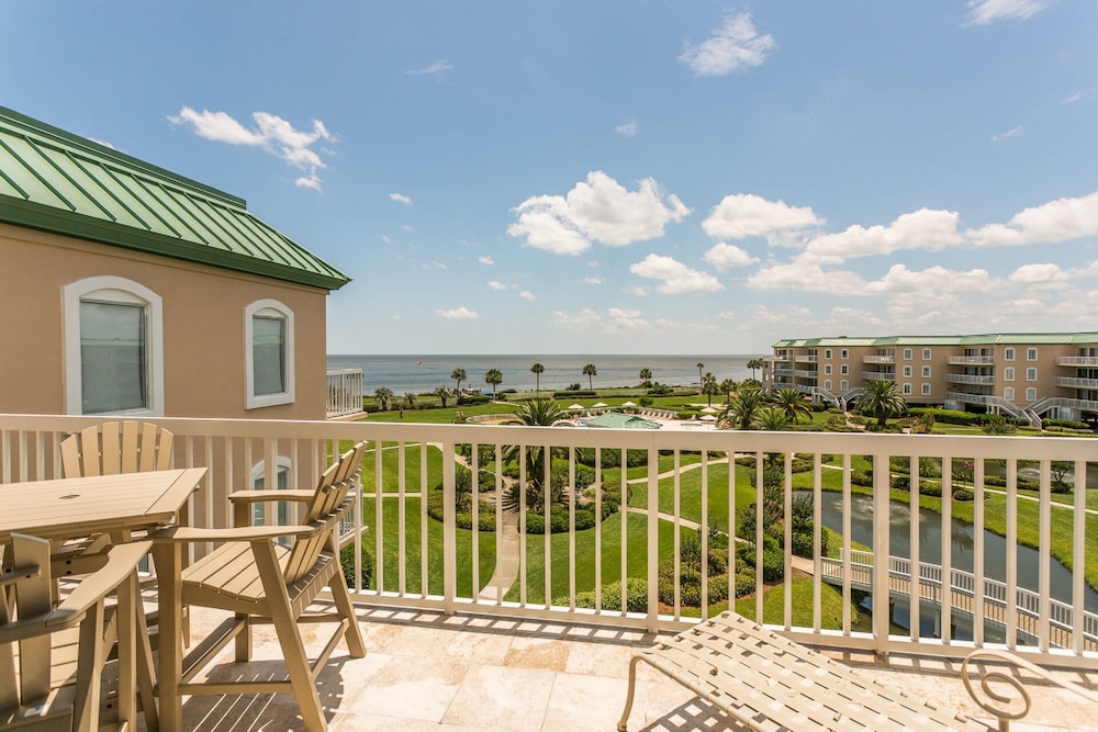 Hodnett Cooper St Simons Grand - 3 Bedroom