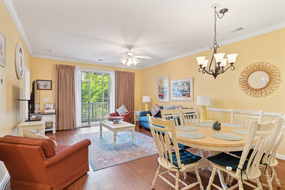 Havens On The Nine 2 Bedroom Condo