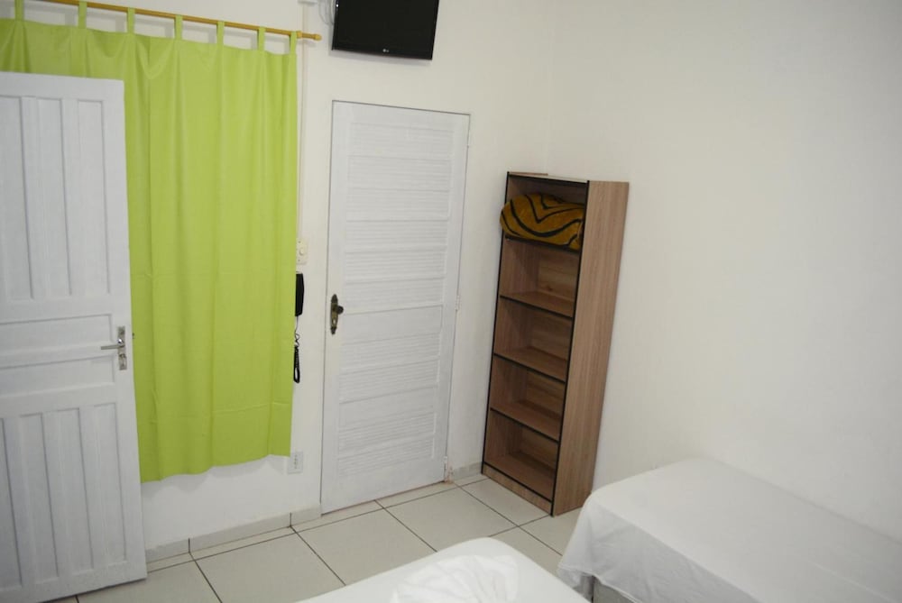 Lize Hotel-Hostel