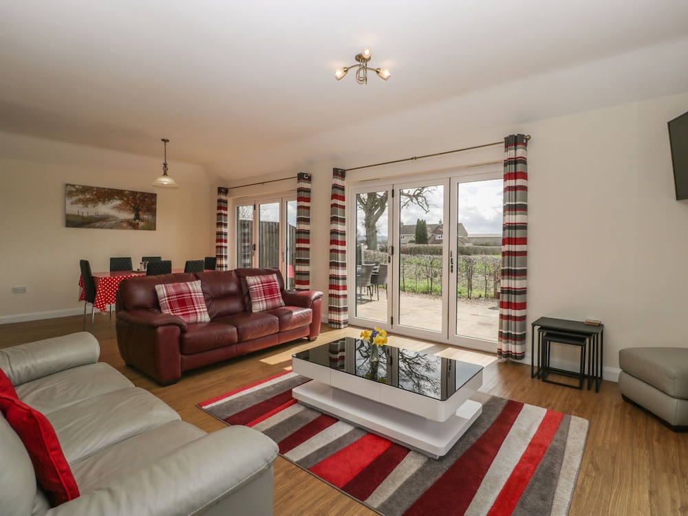 Yeovil Vacations - Rectory Farm View - Property Image 45