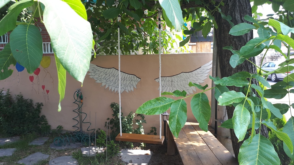 Photo 25
