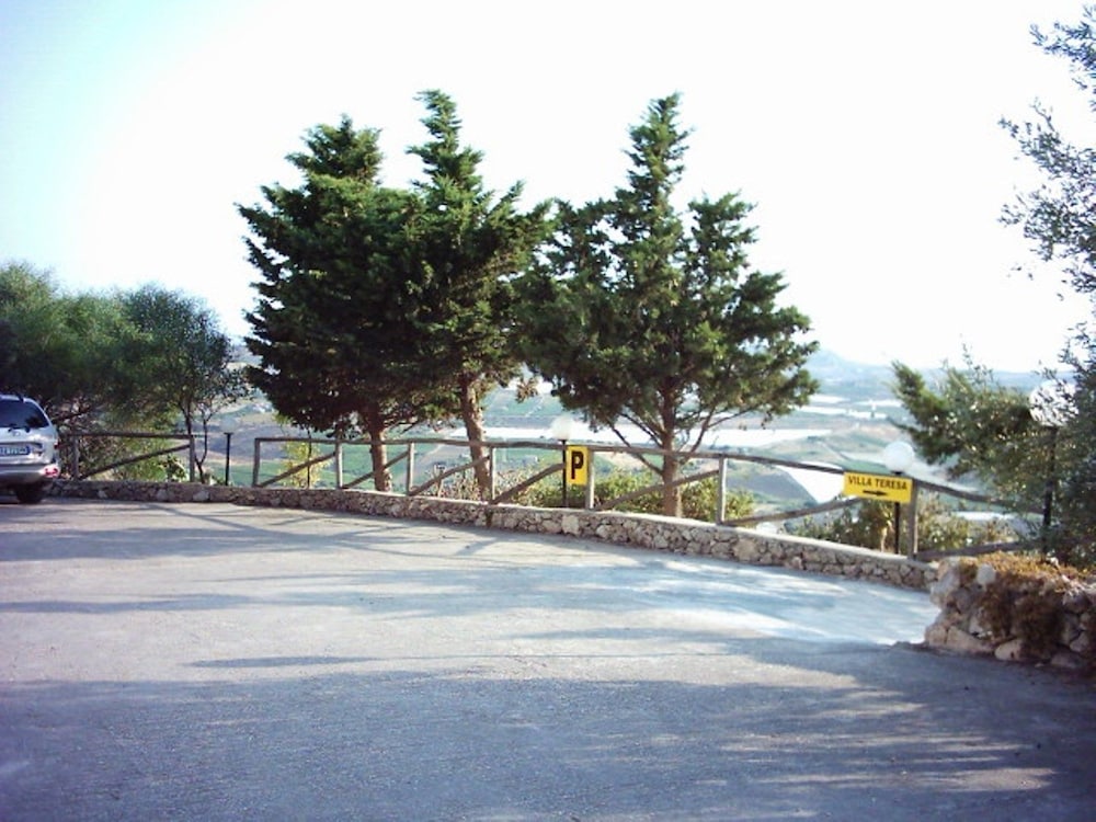 Hotel Ville Bellajo - Image 1