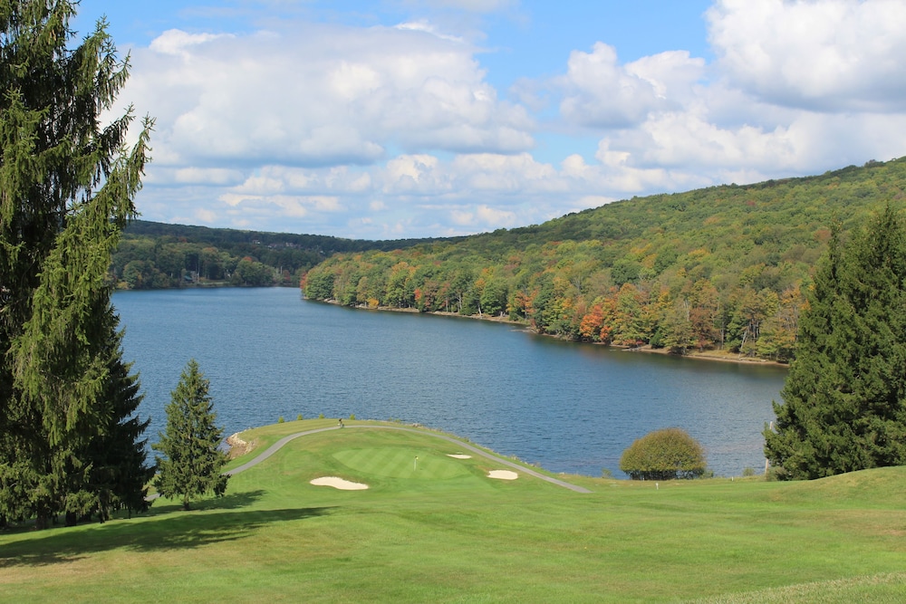 Alpine Lake Resort