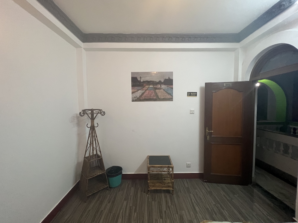 Photo 16