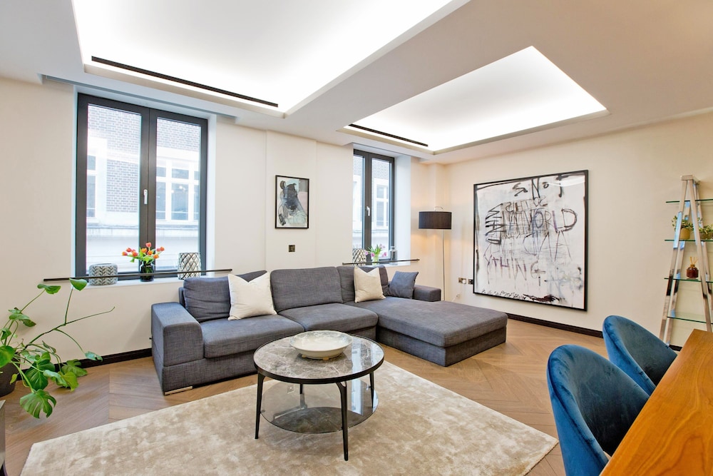 2-bed Superior Apt 103