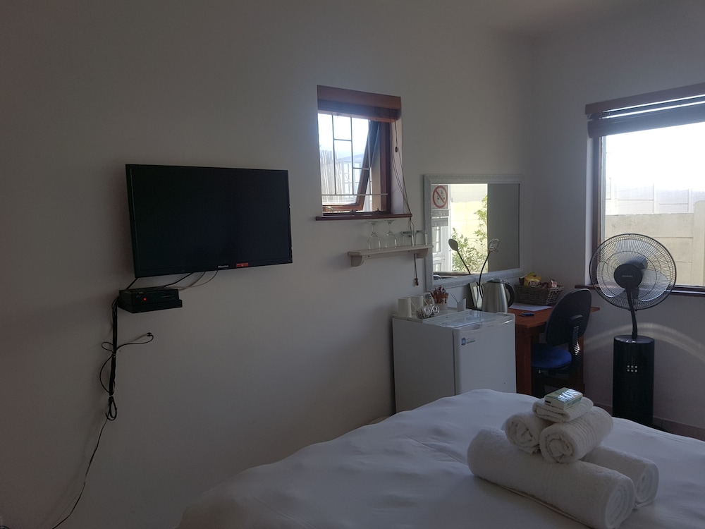 Melkbosch Guesthouse