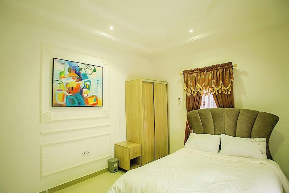 Homestead Apartment