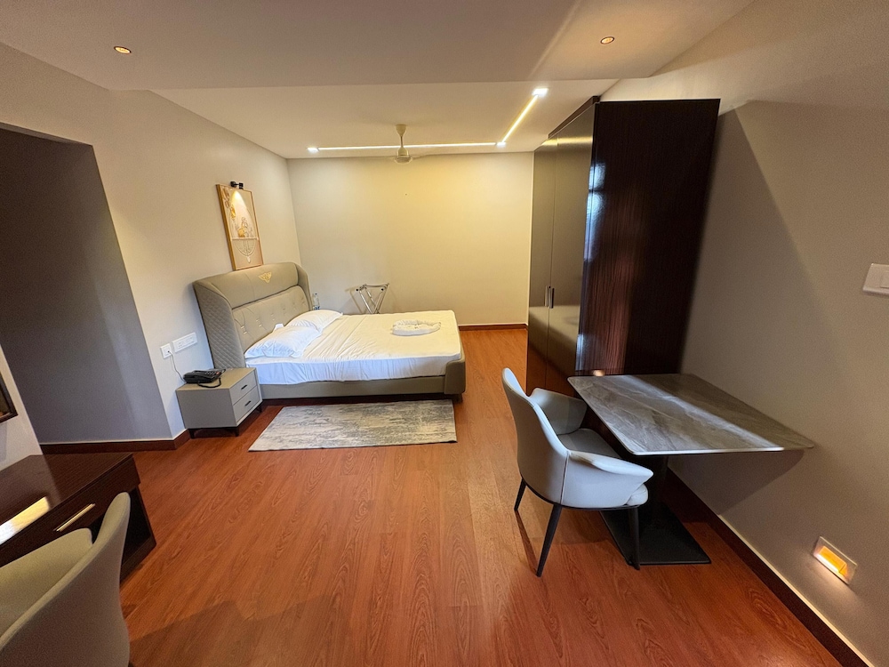 Kanak Residency Kuthuparamba