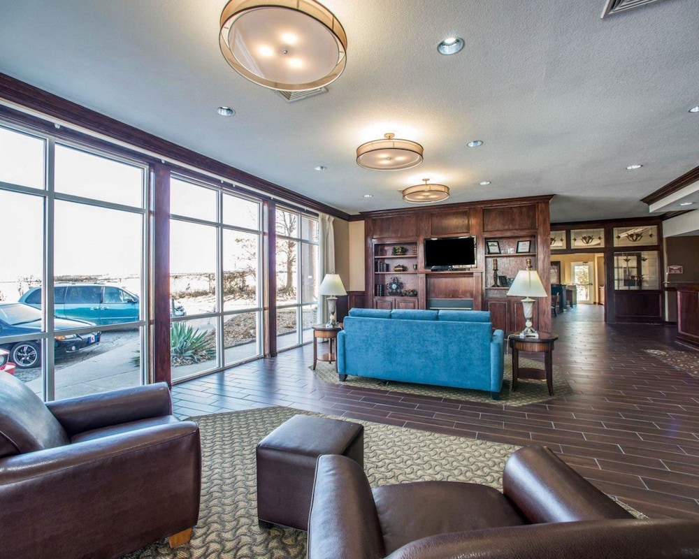 Columbia Vacations - Comfort Suites Columbia - University Area - Property Image 27