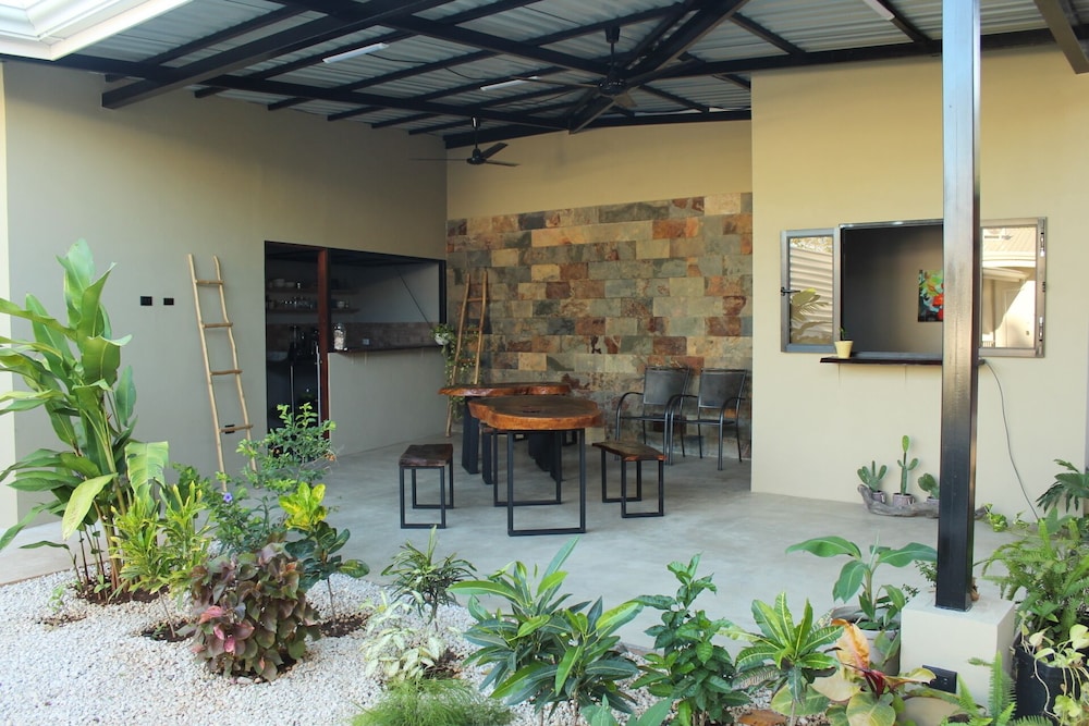 Hotel Huacas