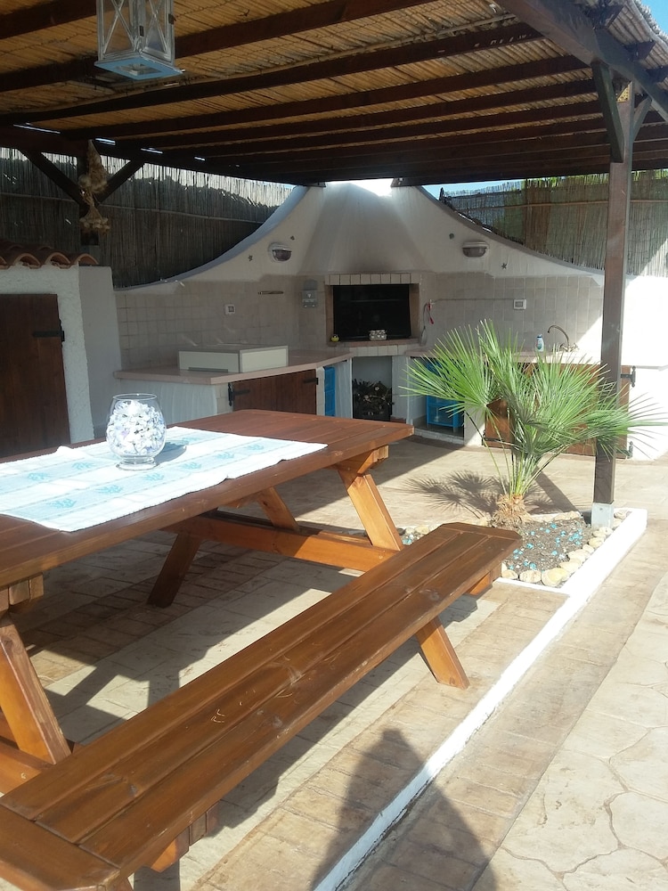 Villa White&Blu