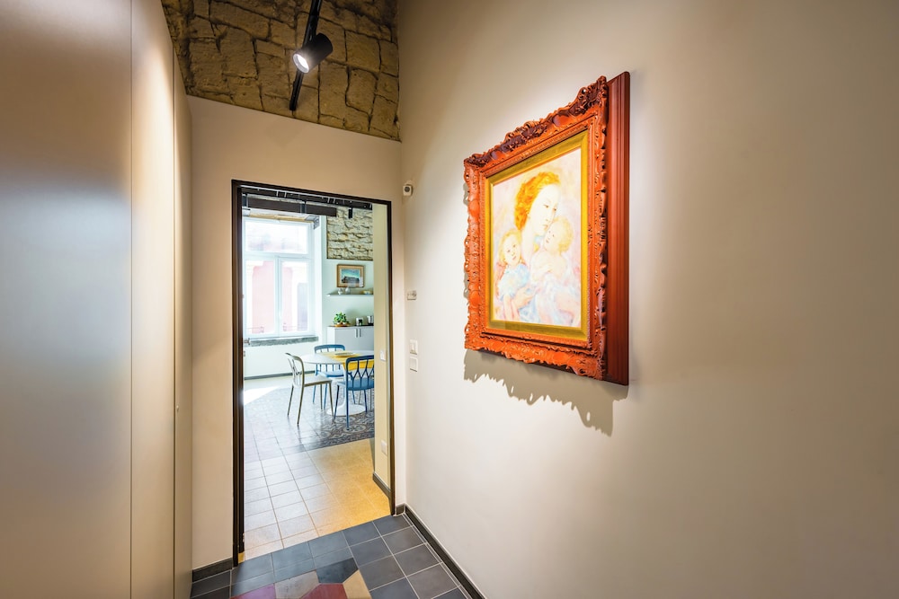 La Pinacoteca Aparthotel by NapoliApartments