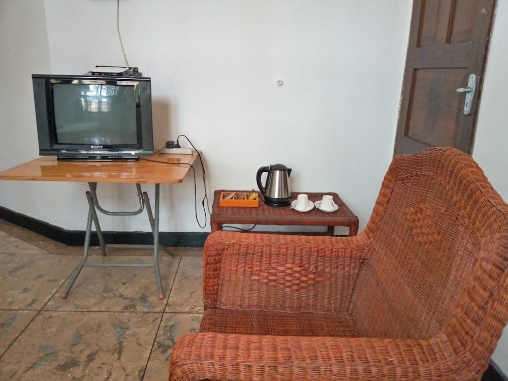 Photo 9