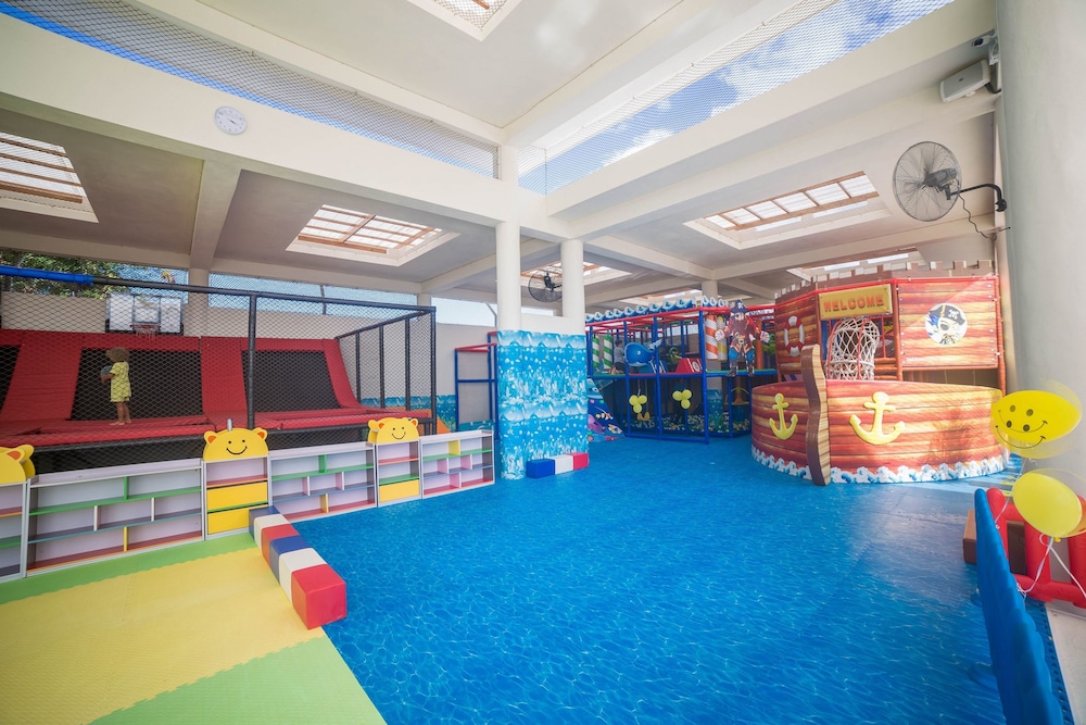 Ocean Village 93