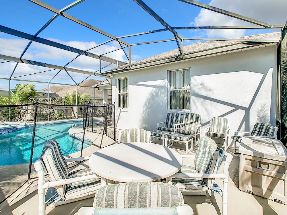Elegant 5BR Home w Private Pool Spa Near Disney