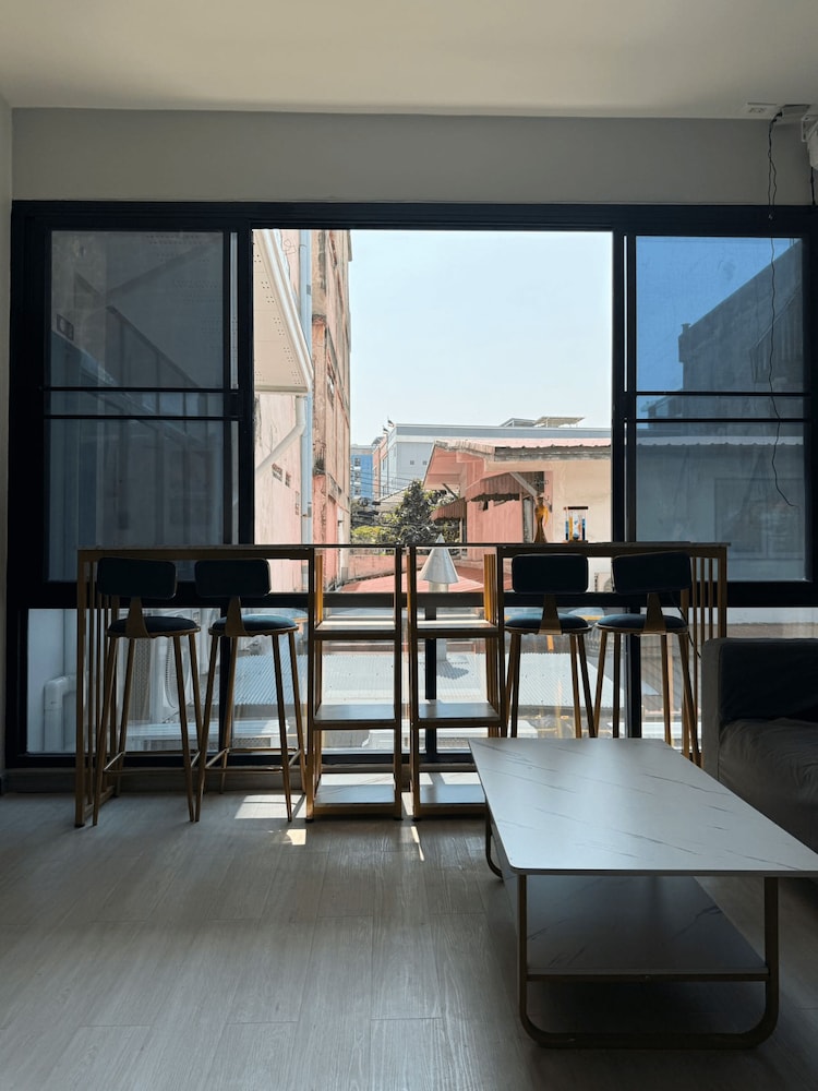 First Villa Life Hostel