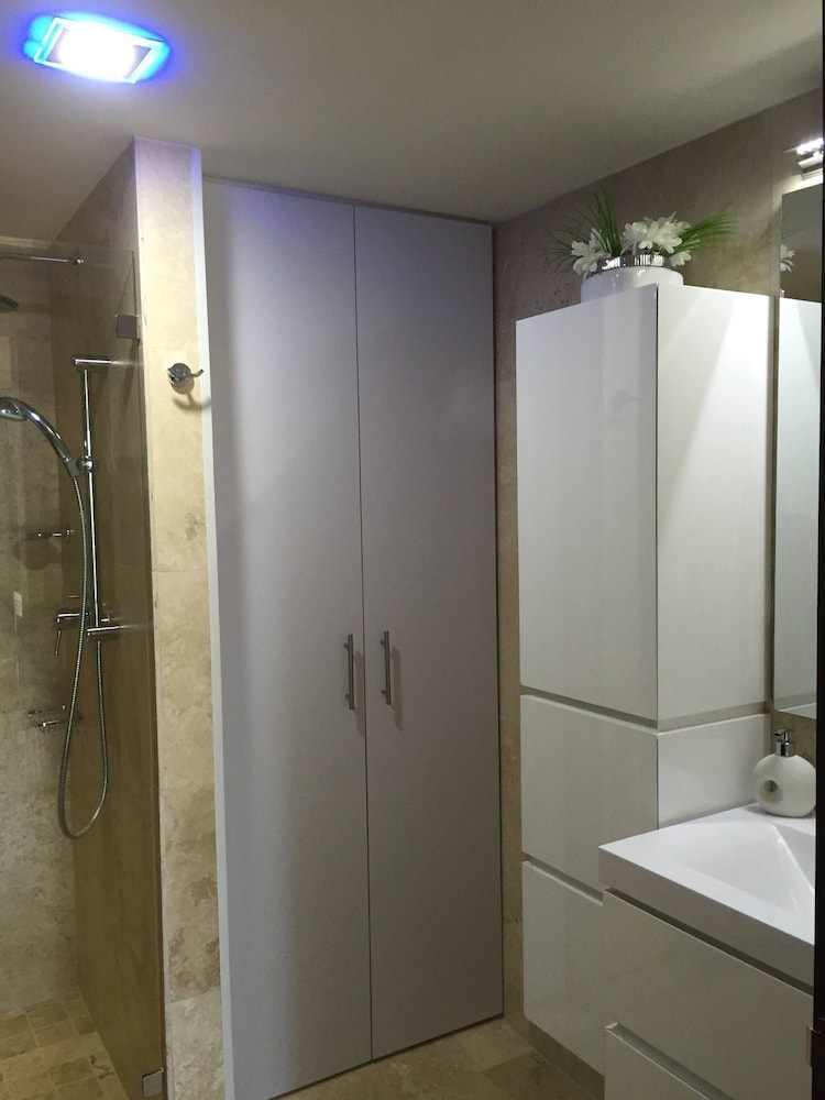 Lovely Sea View,eagle Beach, Oasis Condominium Wifi