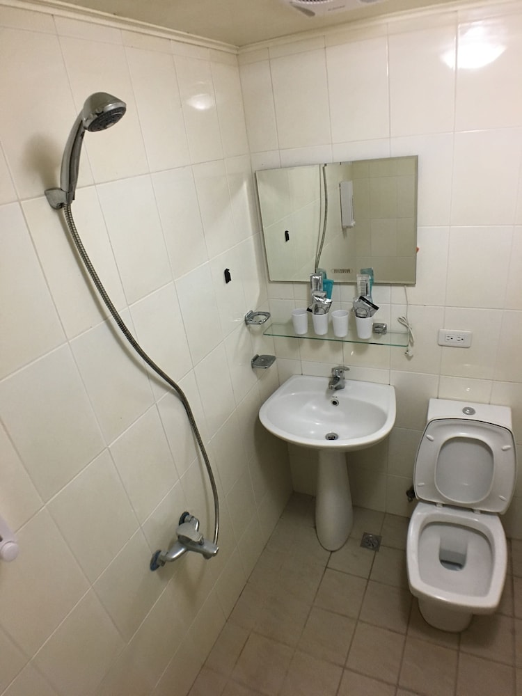 Taichung Go-Around Hostel