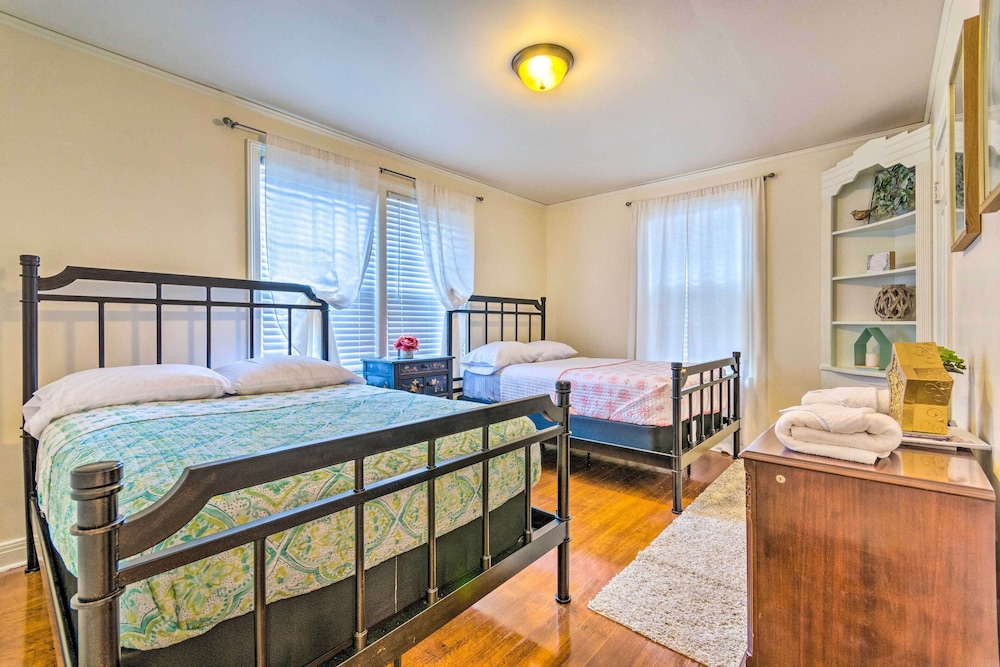 Little Rock Home ~ 5 Mi to Downtown! view 4