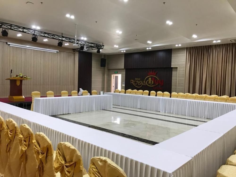 meeting & event spaces