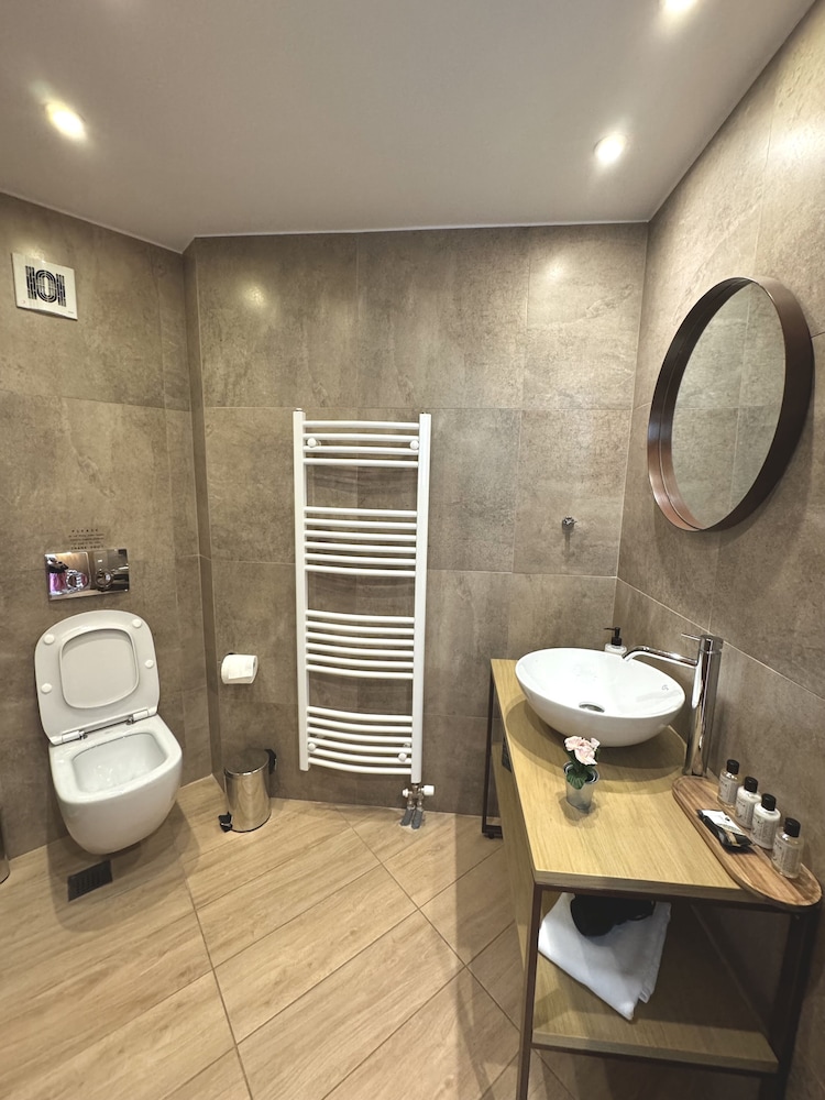Voulis Best Globle Home