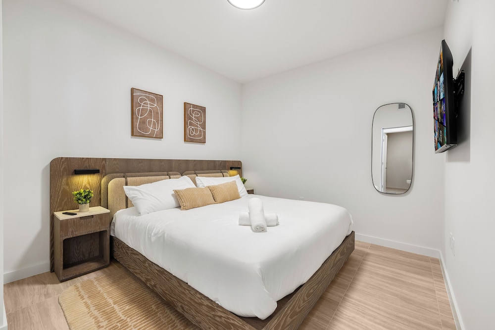 Luxury Condos Near Miami Beach