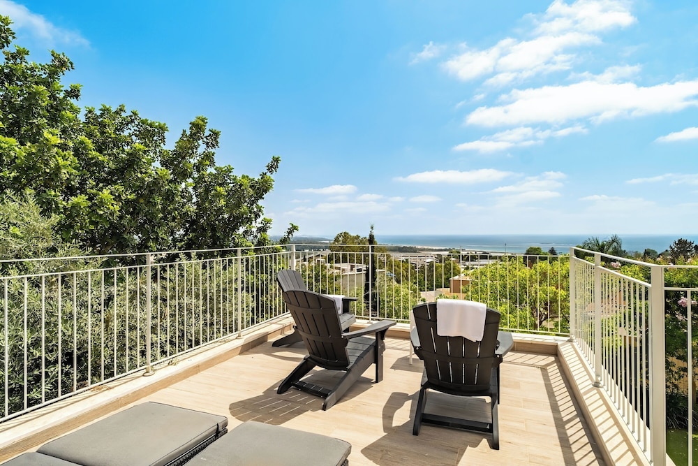 Rosh HaNikra Garden Villa by Sea N' Rent