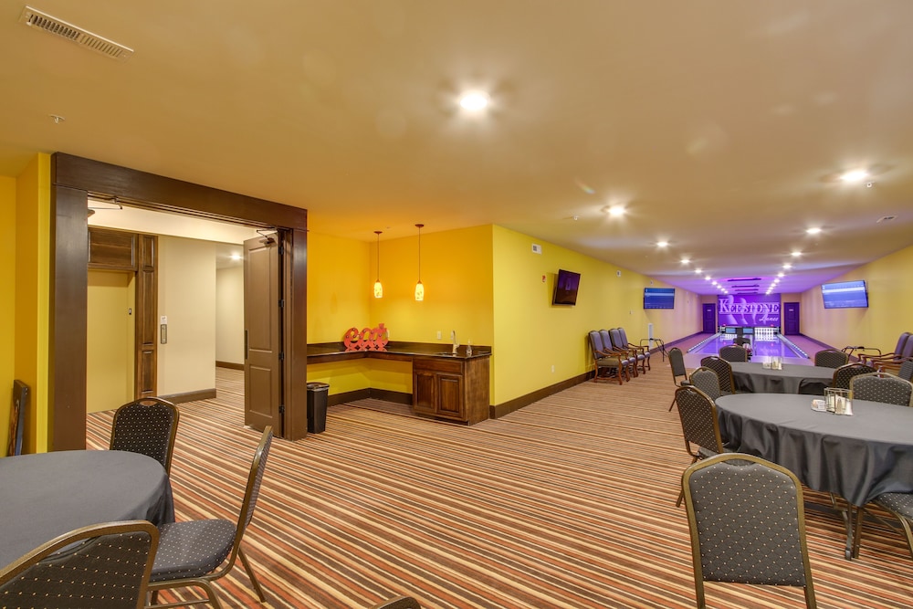 meeting & event spaces