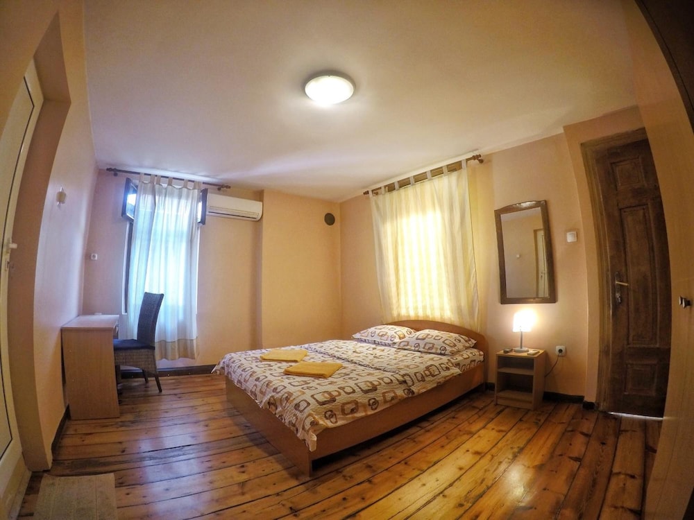 Photo 15