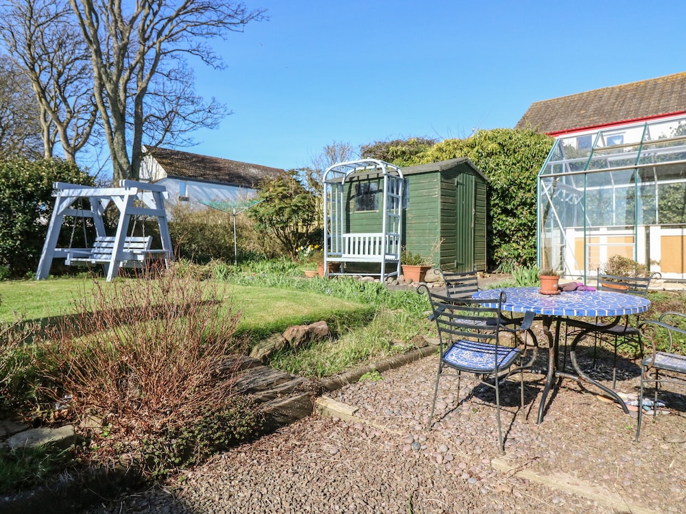 Blue Skies Cottage