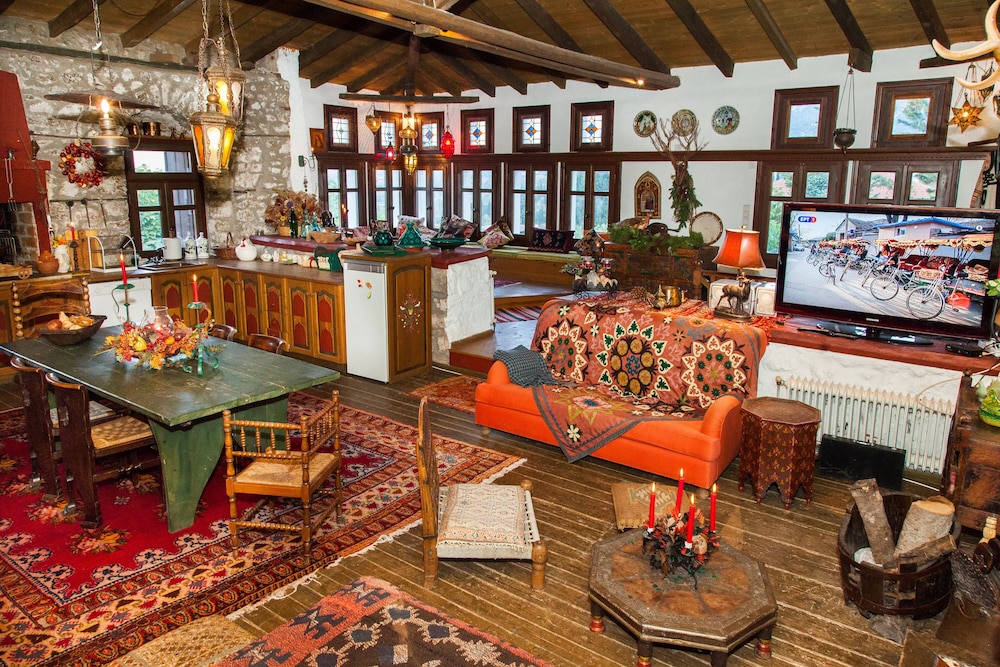 Hotel White Palace