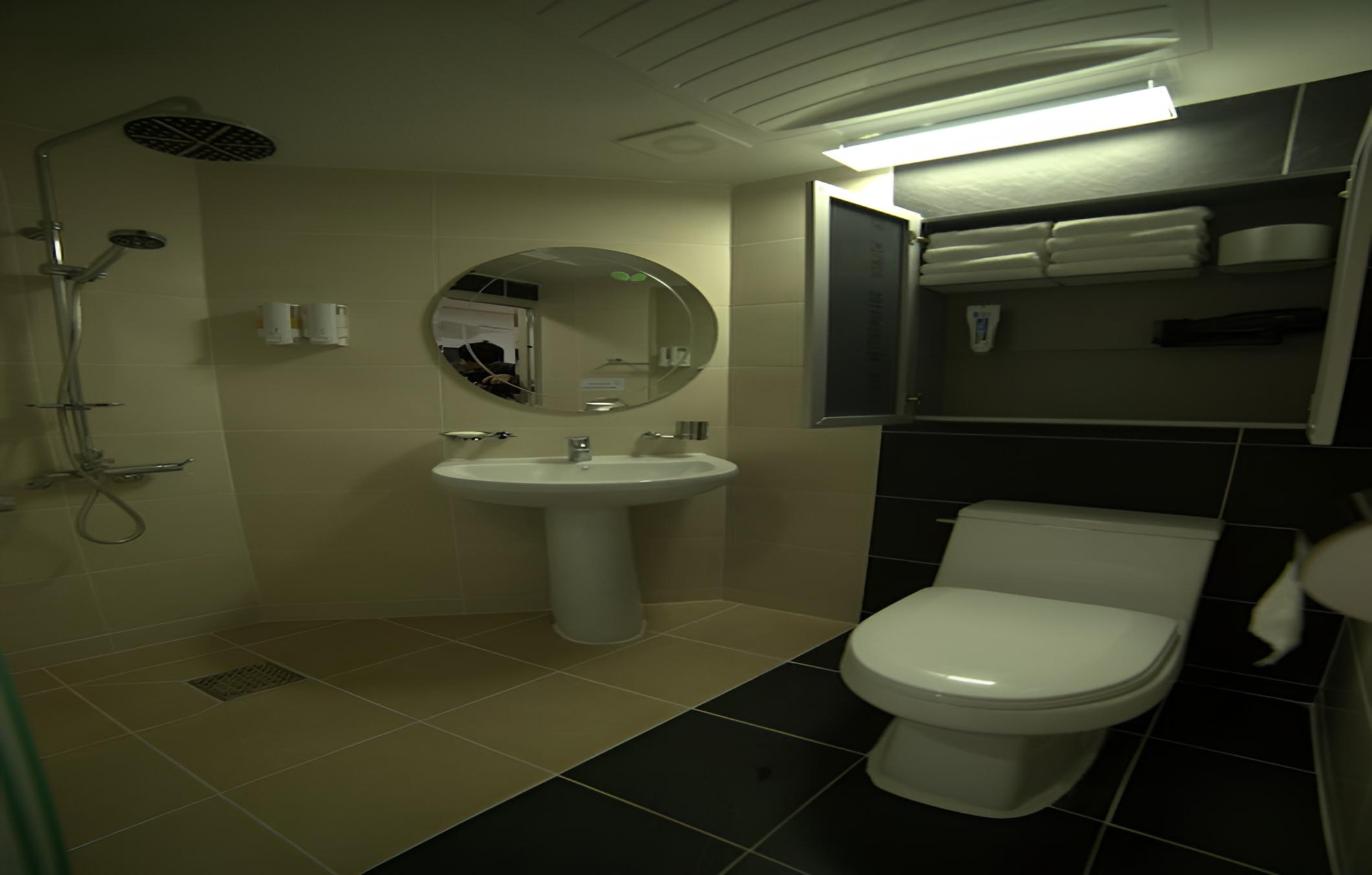 Cozybox Guesthouse