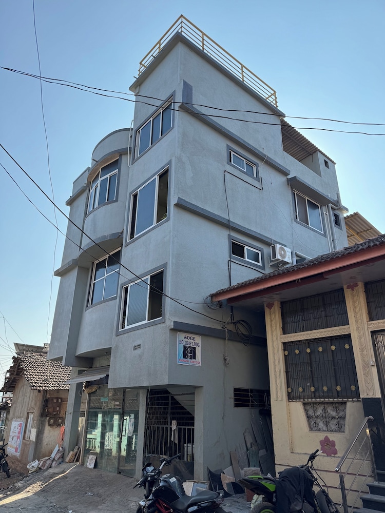 soge holiday lodging